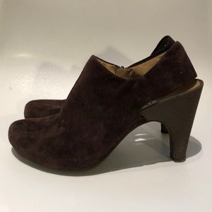 TSUBO suede ankle boot